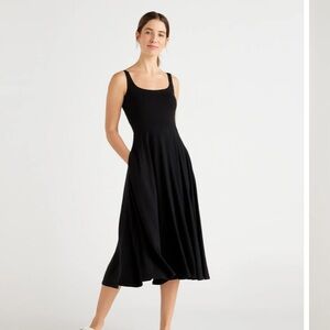 Elegant Black Sleeveless Dress